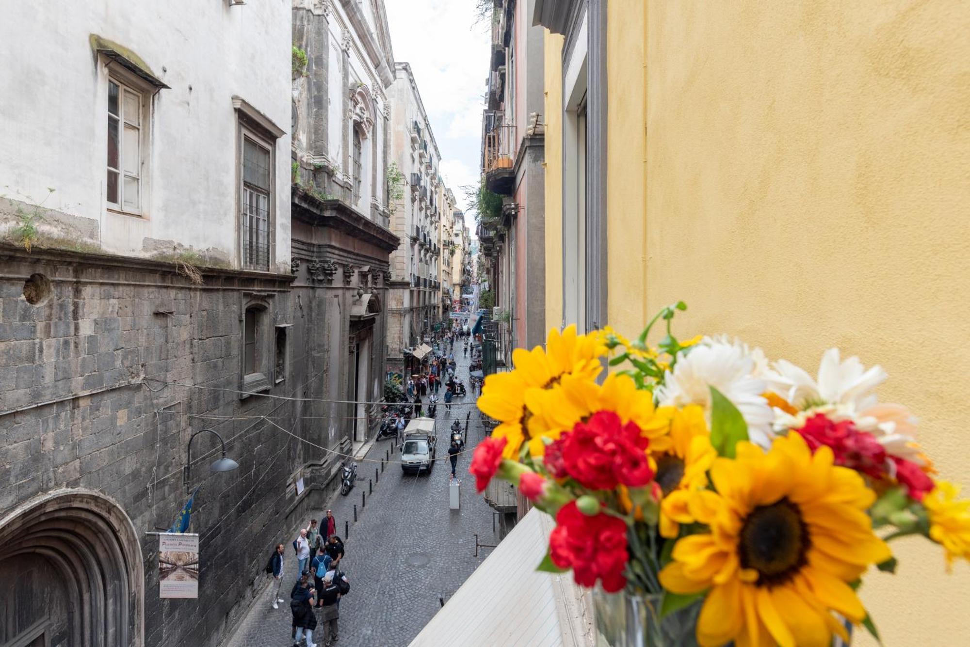 Napoli Centro, Dm Suites 외부 사진