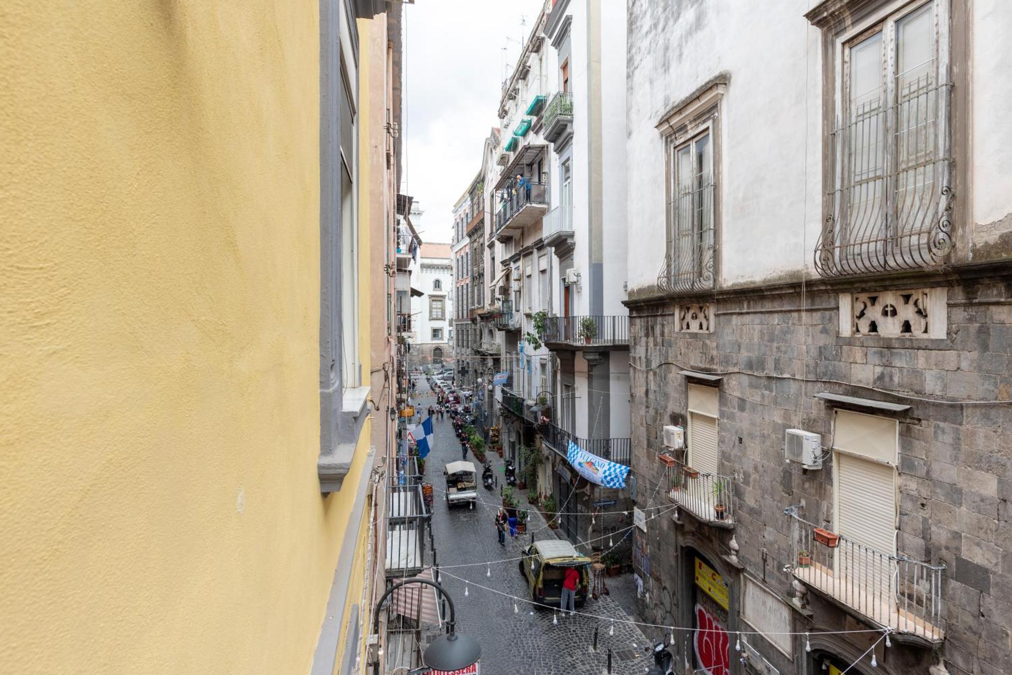 Napoli Centro, Dm Suites 외부 사진