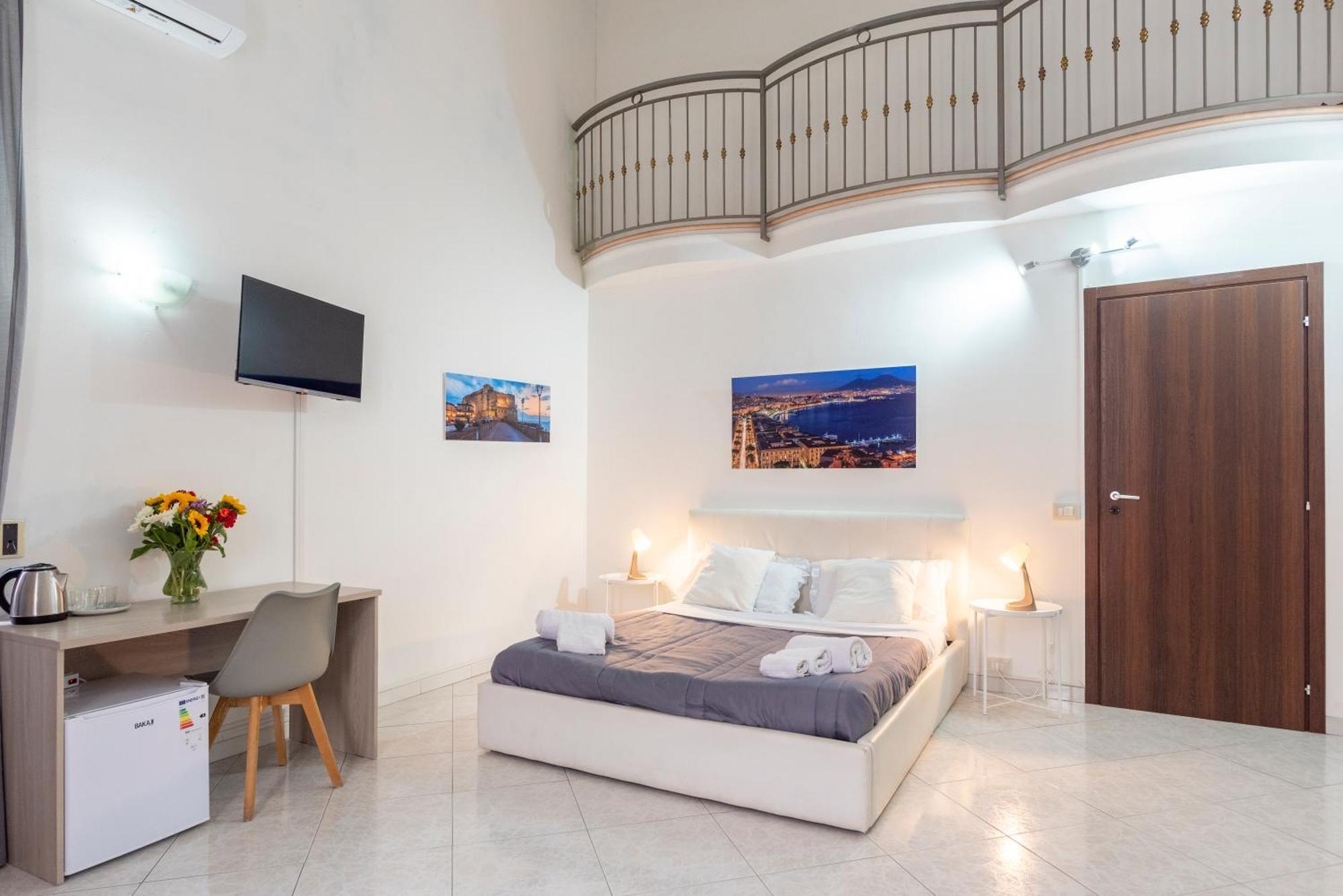 Napoli Centro, Dm Suites 외부 사진